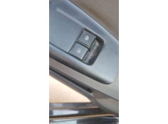 Recambio de mando elevalunas delantero izquierdo para volkswagen polo iv (9n_, 9a_) 1.4 16v referencia OEM IAM   