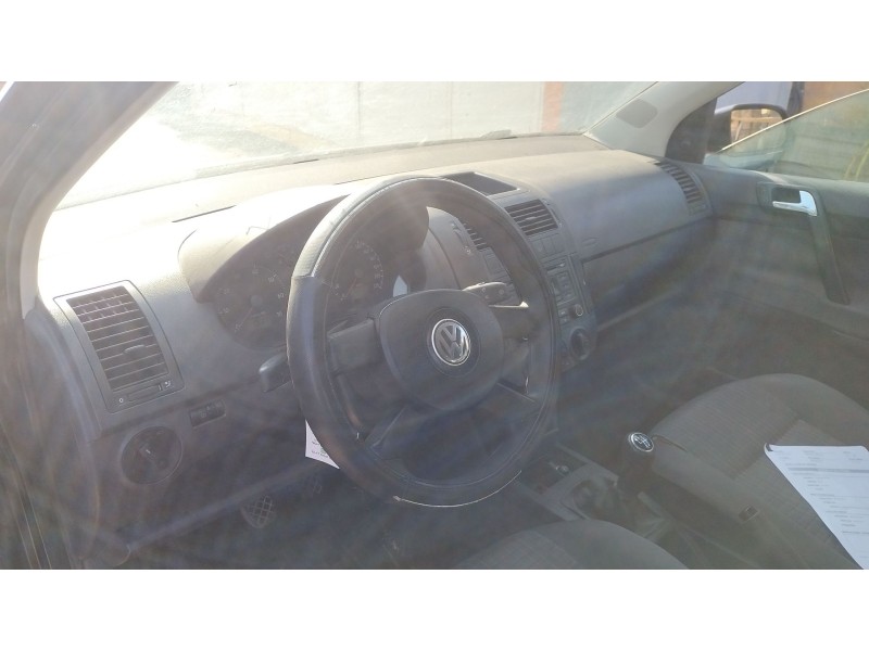Recambio de salpicadero para volkswagen polo iv (9n_, 9a_) 1.4 16v referencia OEM IAM   