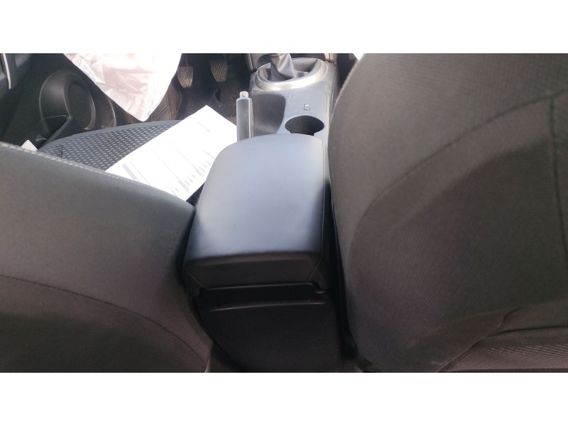 Recambio de apoyabrazos central para nissan qashqai i (j10, nj10) 1.6 referencia OEM IAM   