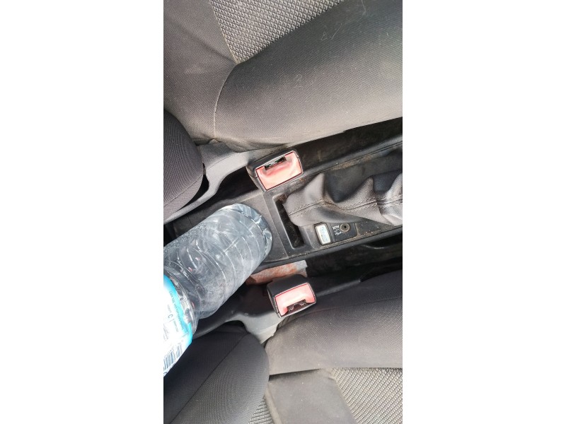 Recambio de enganche cinturon delantero izquierdo para fiat doblo cargo (263_) 1.6 d multijet referencia OEM IAM   