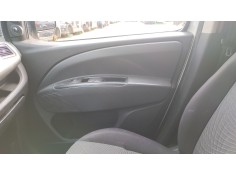 Recambio de guarnecido puerta delantera derecha para fiat doblo cargo (263_) 1.6 d multijet referencia OEM IAM   