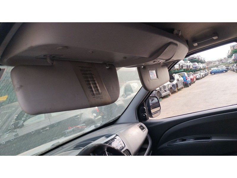 Recambio de parasol derecho para fiat doblo cargo (263_) 1.6 d multijet referencia OEM IAM 0000735677614  