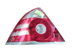 Recambio de piloto trasero izquierdo para ford mondeo iii sedán (b4y) 2.0 tdci referencia OEM IAM 1371861  
