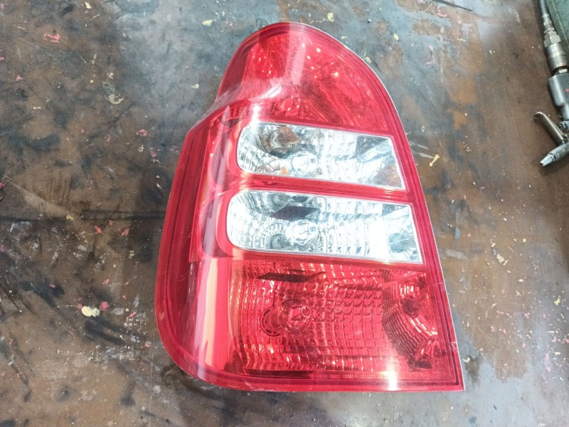 Recambio de piloto trasero izquierdo para hyundai terracan (hp) 2.9 crdi 4wd referencia OEM IAM   