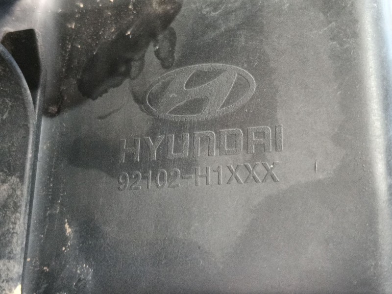 Recambio de faro derecho para hyundai terracan (hp) 2.9 crdi 4wd referencia OEM IAM   