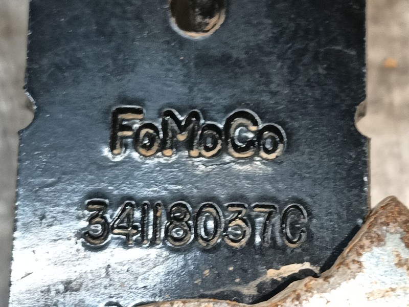 Recambio de enganche cinturon trasero derecho para ford kuga ii (dm2) 2.0 tdci referencia OEM IAM 1787124  