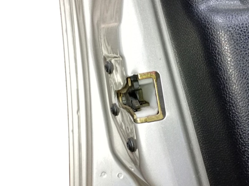 Recambio de puerta delantera izquierda para ford mondeo iii (b5y) 1.8 16v referencia OEM IAM 1446438  