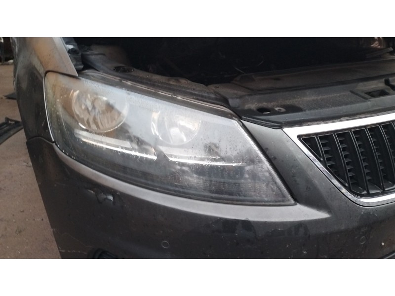 Recambio de faro derecho para seat alhambra (710, 711) 2.0 tdi referencia OEM IAM 7N5941006F  