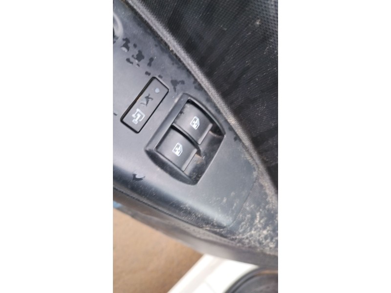 Recambio de mando elevalunas delantero izquierdo para opel combo furgoneta/monovolumen (x12) 1.3 cdti (b05) referencia OEM IAM 9