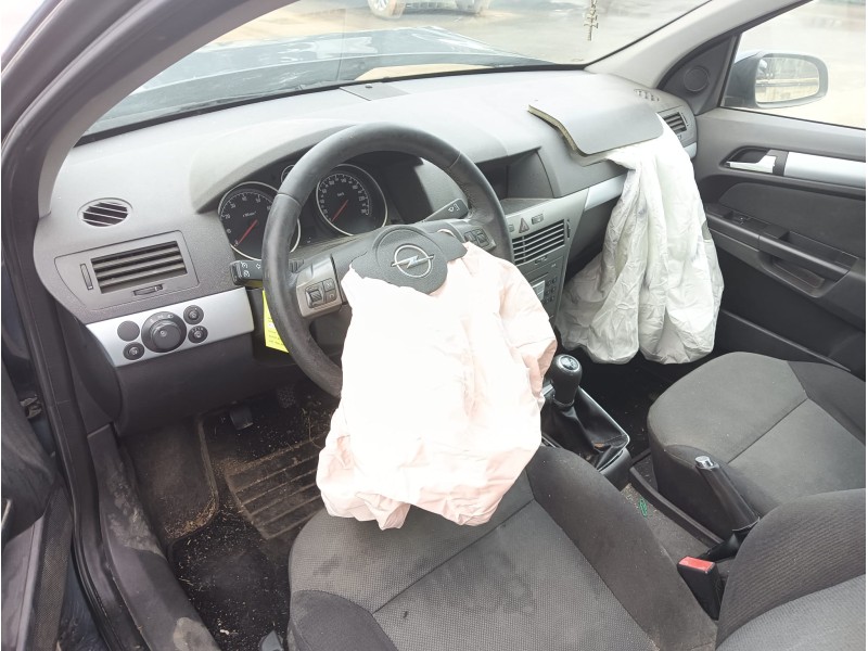 opel astra h (a04) del año 2006