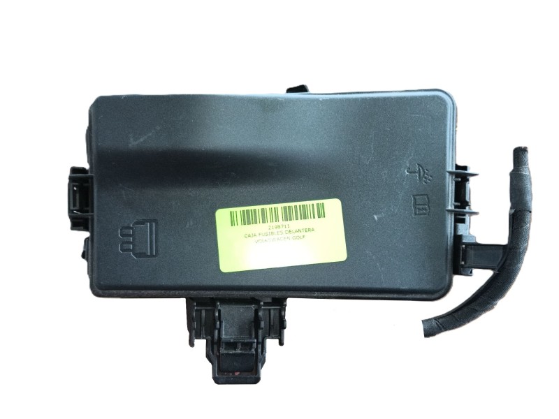 Recambio de caja fusibles delantera para volkswagen golf 1.5 etsi mhev referencia OEM IAM 5WA937125B 5WA907361A 
