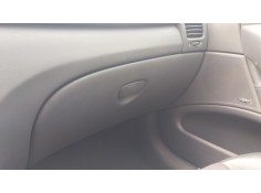 Recambio de guantera para renault laguna ii (bg0/1_) 2.0 16v turbo (bg0s, bg1l, bg1m) referencia OEM IAM   