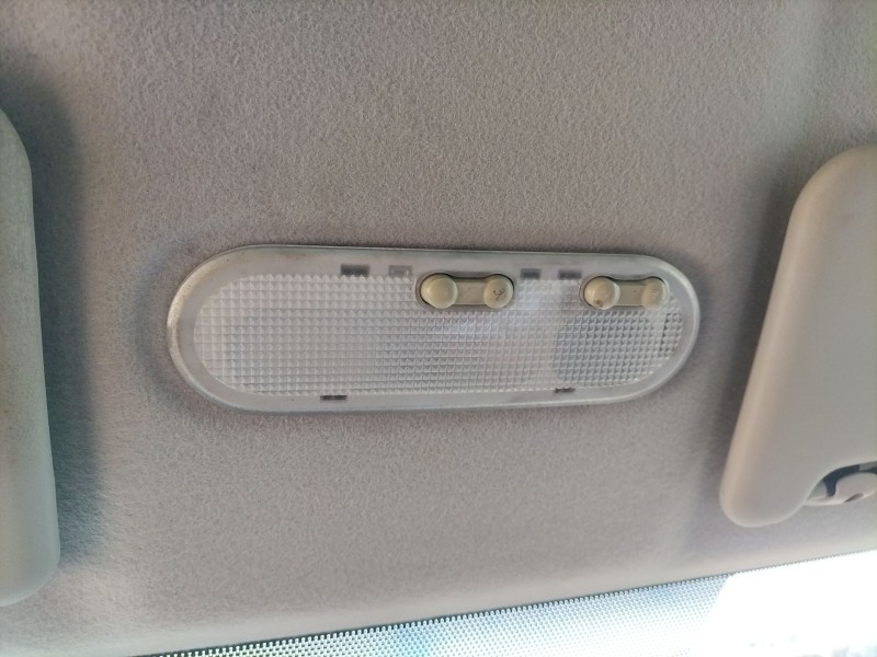 Recambio de luz interior delantera central para dacia duster (hs_) 1.5 dci referencia OEM IAM   