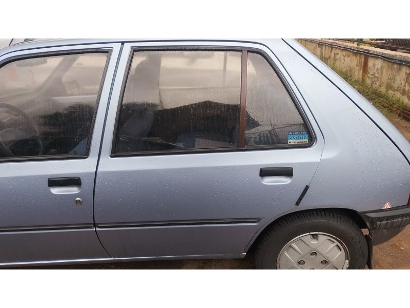 Recambio de puerta trasera izquierda para peugeot 205 ii (20a/c) 1.2 referencia OEM IAM   