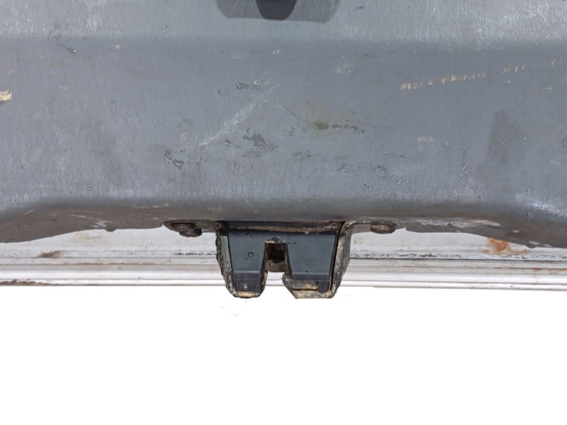 Recambio de porton trasero para hyundai terracan (hp) 2.9 crdi 4wd referencia OEM IAM   