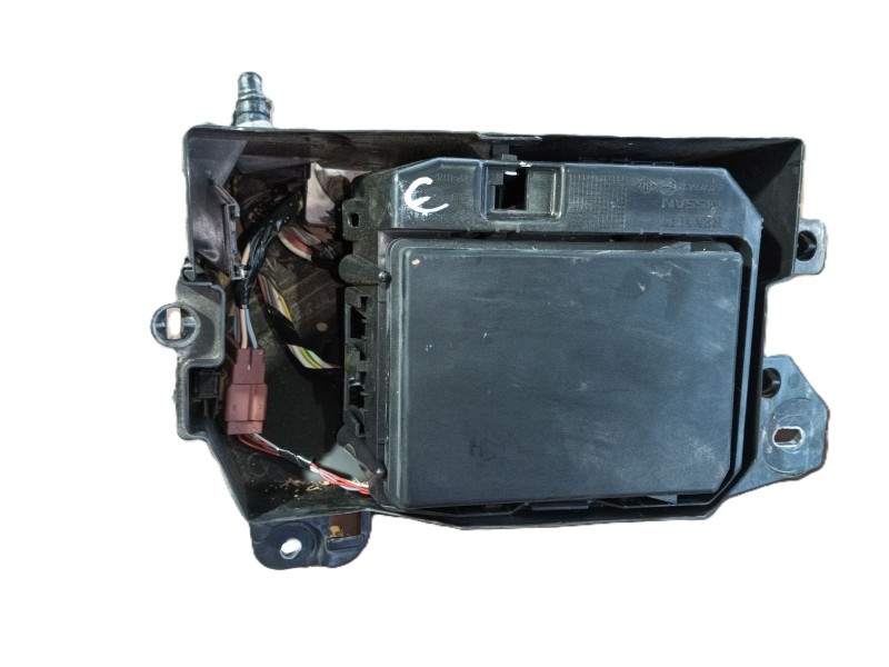 Recambio de caja reles / fusibles para nissan juke (f16_) 1.0 referencia OEM IAM   