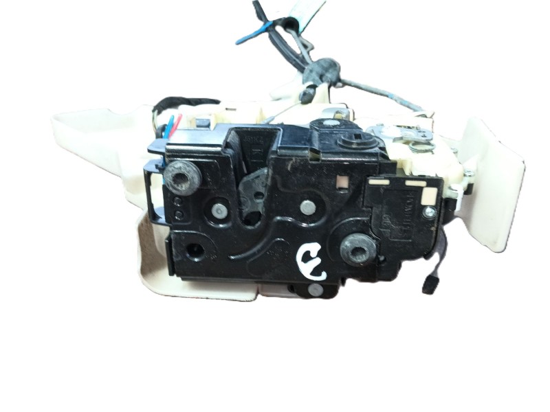 Recambio de cerradura puerta trasera derecha para volkswagen polo iv (9n_, 9a_) 1.4 16v referencia OEM IAM 3B4839016AN  