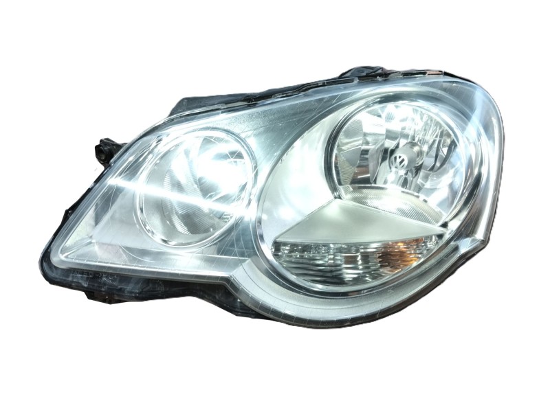 Recambio de faro izquierdo para volkswagen polo iv (9n_, 9a_) 1.4 16v referencia OEM IAM 6Q1941007AT  