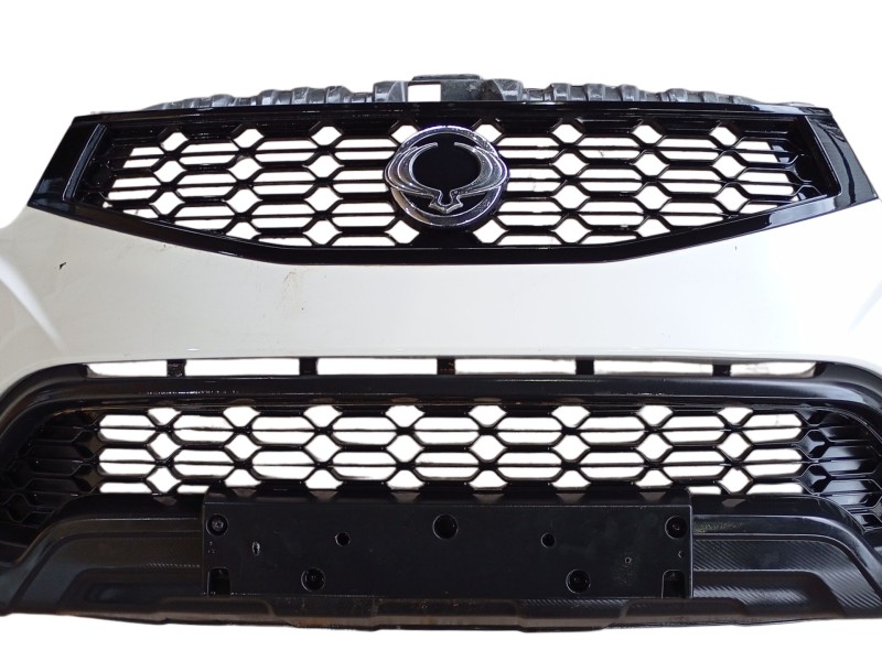 Recambio de paragolpes delantero para ssangyong korando (ck) 2.0 e-xdi referencia OEM IAM   