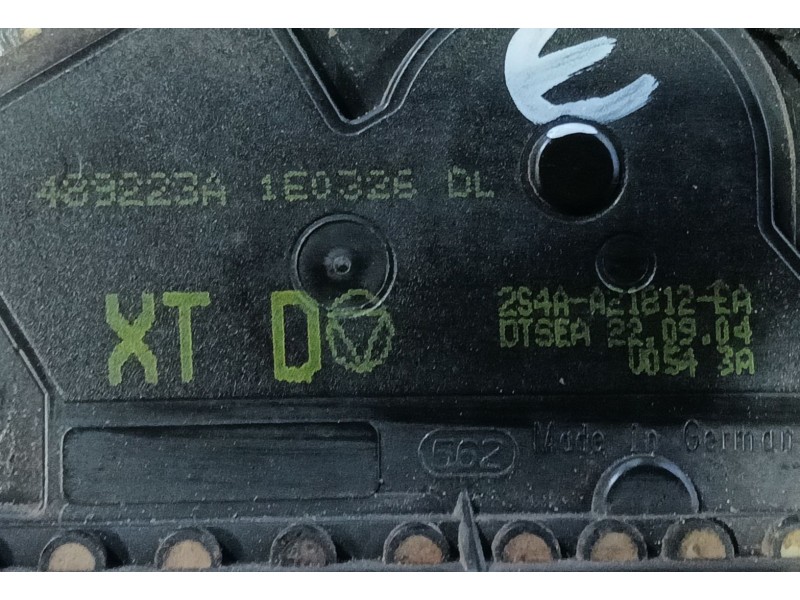 Recambio de cerradura puerta delantera derecha para ford mondeo iii sedán (b4y) 2.0 tdci referencia OEM IAM 4109785  