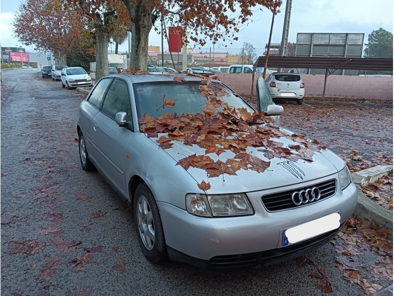 audi a3 (8l1) del año 2000