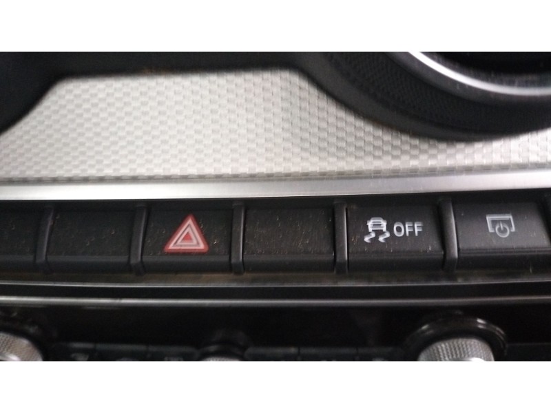 Recambio de warning para audi q2 (gab, gag) 30 tdi referencia OEM IAM   
