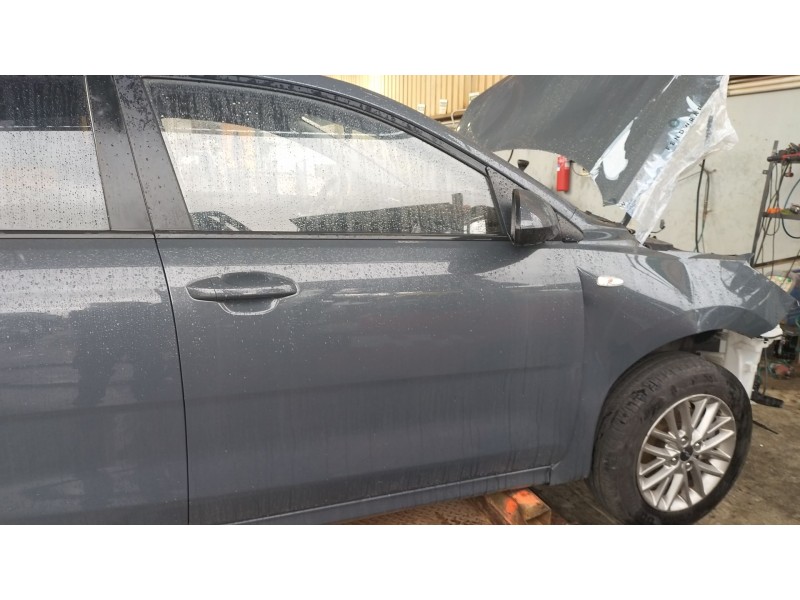 Recambio de puerta delantera derecha para kia rio iv (yb, sc, fb) 1.0 t-gdi 100 referencia OEM IAM   