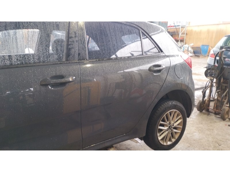 Recambio de puerta trasera izquierda para kia rio iv (yb, sc, fb) 1.0 t-gdi 100 referencia OEM IAM   