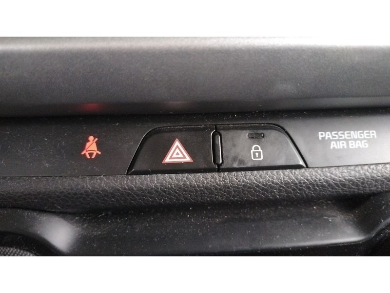 Recambio de warning para kia rio iv (yb, sc, fb) 1.0 t-gdi 100 referencia OEM IAM   