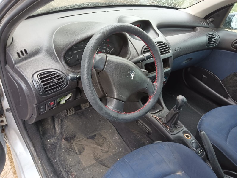 peugeot 206 hatchback (2a/c) del año 2001