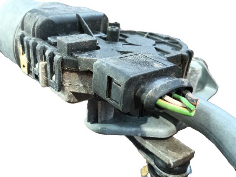 Recambio de motor limpia delantero para volkswagen polo iv (9n_, 9a_) 1.4 16v referencia OEM IAM 6Q1955119A  