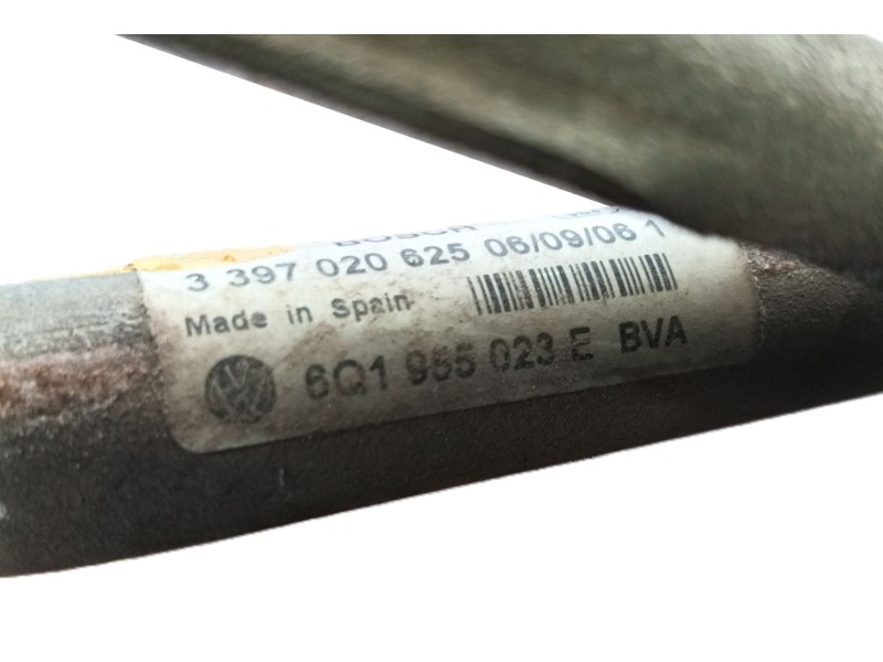 Recambio de motor limpia delantero para volkswagen polo iv (9n_, 9a_) 1.4 16v referencia OEM IAM 6Q1955119A  