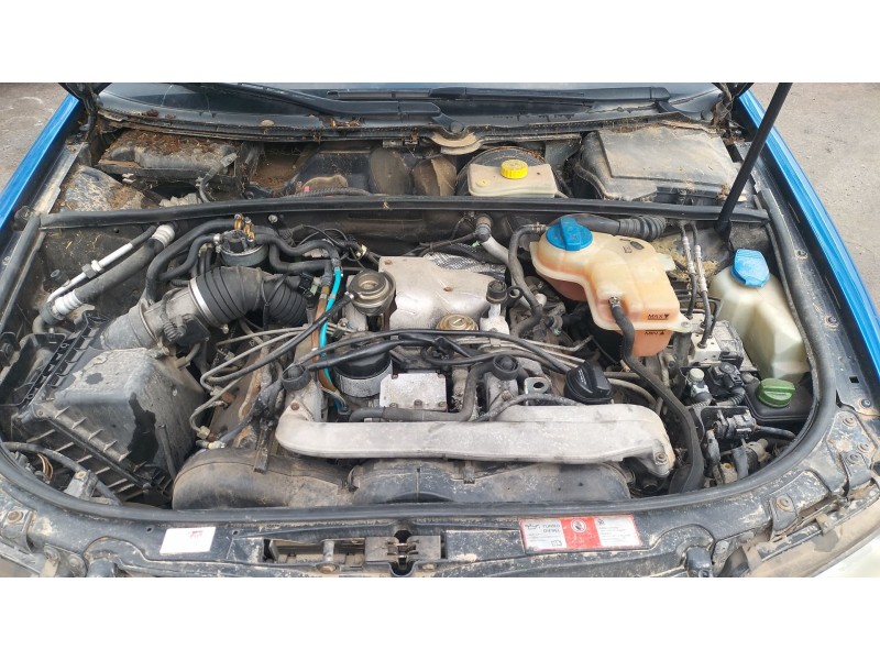 Recambio de despiece motor para audi a4 b6 (8e2) 2.5 tdi referencia OEM IAM   