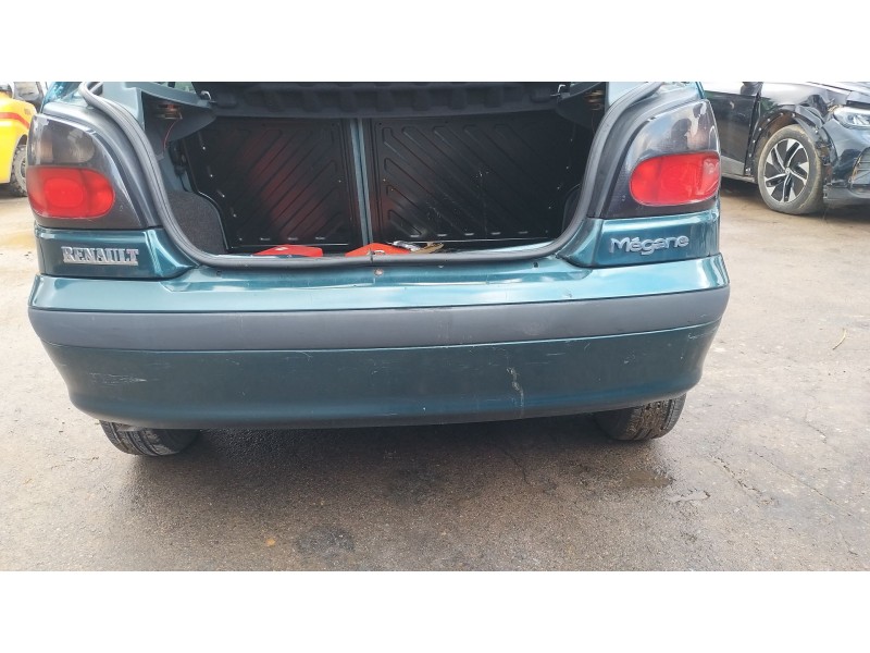 Recambio de paragolpes trasero para renault megane i (ba0/1_) 1.6 e (ba0f, ba0s) referencia OEM IAM 7701367973  