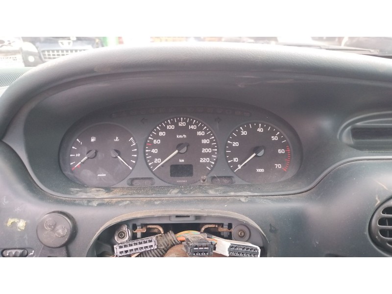 Recambio de cuadro instrumentos para renault megane i (ba0/1_) 1.6 e (ba0f, ba0s) referencia OEM IAM 8200126364  