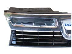Recambio de rejilla delantera para dacia duster (hs_) 1.5 dci referencia OEM IAM  623100260R  2