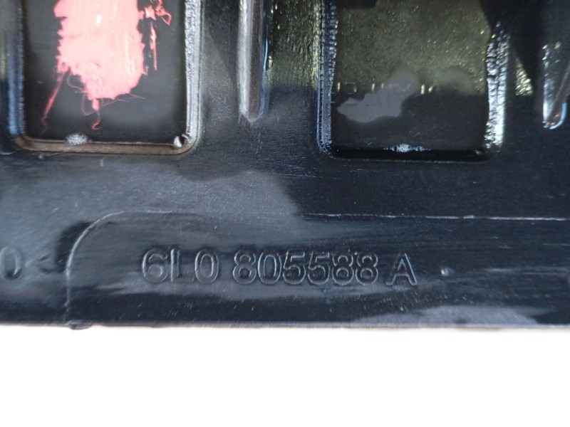 Recambio de panel frontal para seat ibiza iii (6l1) 1.9 tdi referencia OEM IAM  6L0805588A 