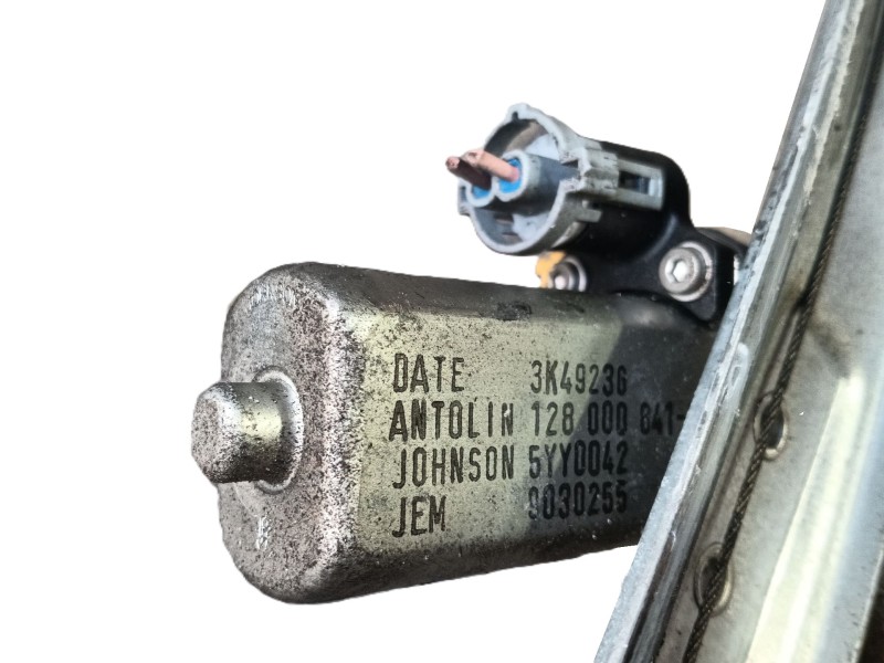 Recambio de elevalunas delantero izquierdo para dacia duster (hs_) 1.5 dci referencia OEM IAM 8200733829  