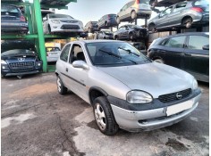 opel corsa b (s93) del año 2000