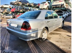 mercedes-benz clase c (w202) del año 2001 2