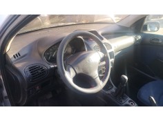 Recambio de salpicadero para peugeot 206 hatchback (2a/c) 1.4 i referencia OEM IAM 8203RJ  