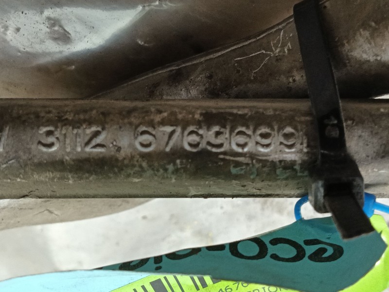 Recambio de brazo suspension inferior delantero izquierdo para bmw 1 (e87) 120 d referencia OEM IAM 31122405859  