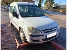 OPEL COMBO TOUR