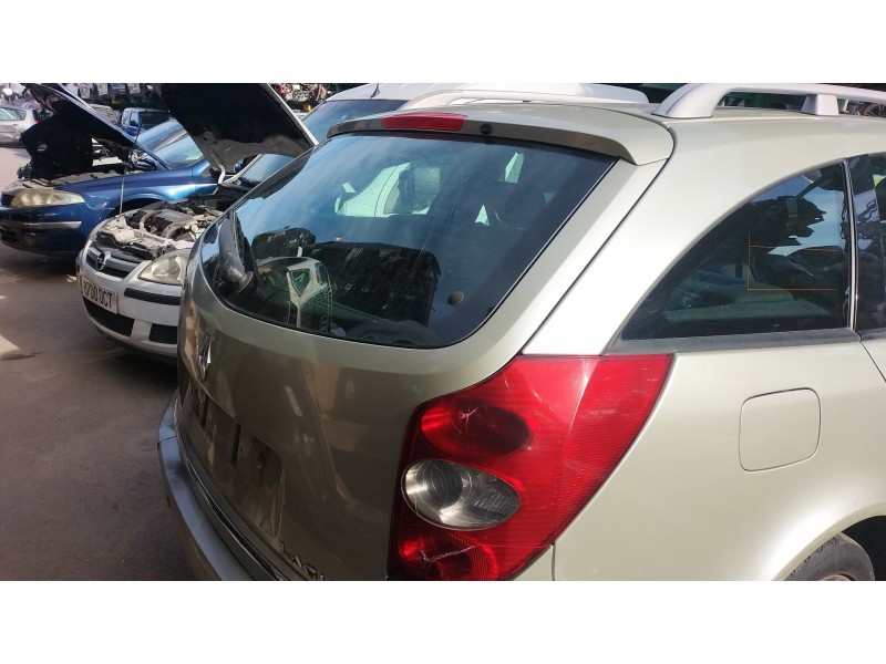 Recambio de porton trasero para renault laguna ii grandtour (kg0/1_) 1.9 dci (kg0g) referencia OEM IAM 7701472662  