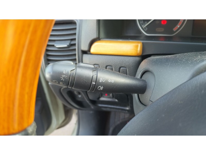 Recambio de mando intermitentes para renault laguna ii grandtour (kg0/1_) 1.9 dci (kg0g) referencia OEM IAM   