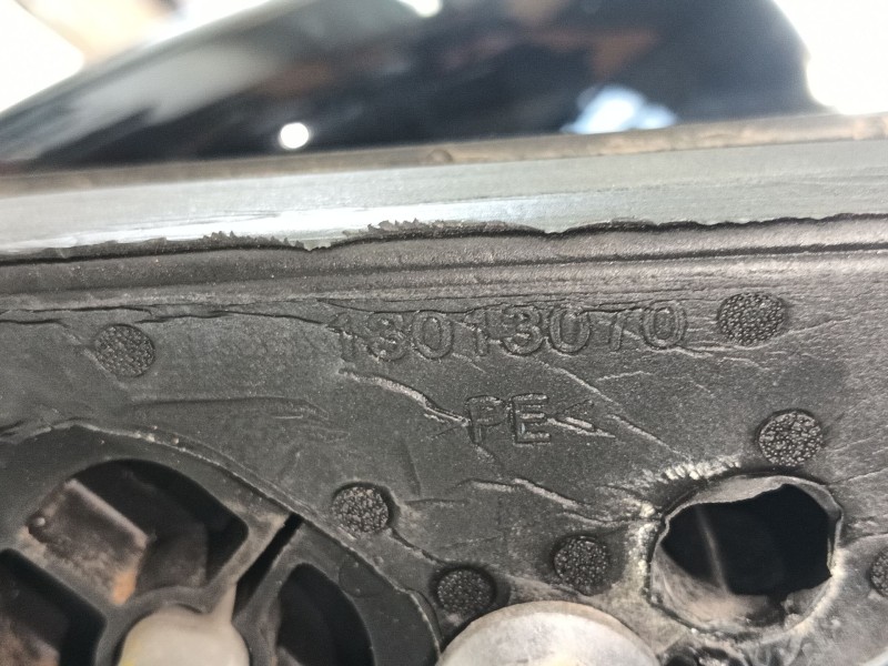 Recambio de retrovisor derecho para renault scénic iv (j9_) 1.3 tce 140 referencia OEM IAM   