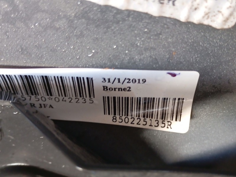 Recambio de paragolpes trasero para renault scénic iv (j9_) 1.3 tce 140 referencia OEM IAM 850226352R 850225135R 