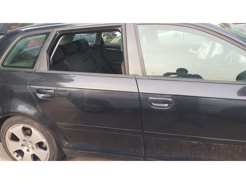 Recambio de puerta trasera derecha para audi a3 (8p1) 2.0 tdi 16v referencia OEM IAM   