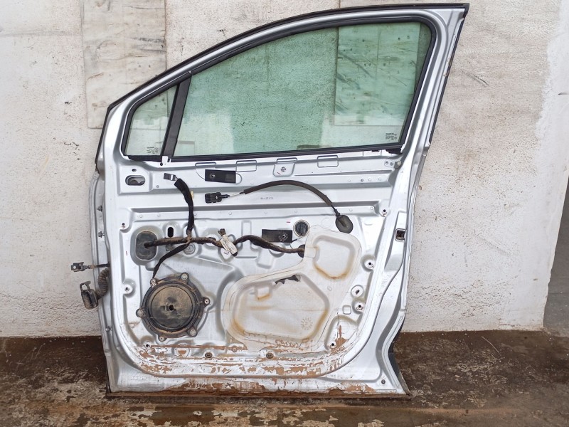 Recambio de puerta delantera derecha para renault captur i (j5_, h5_) 1.5 dci 90 referencia OEM IAM 801008167R / 801009996R  