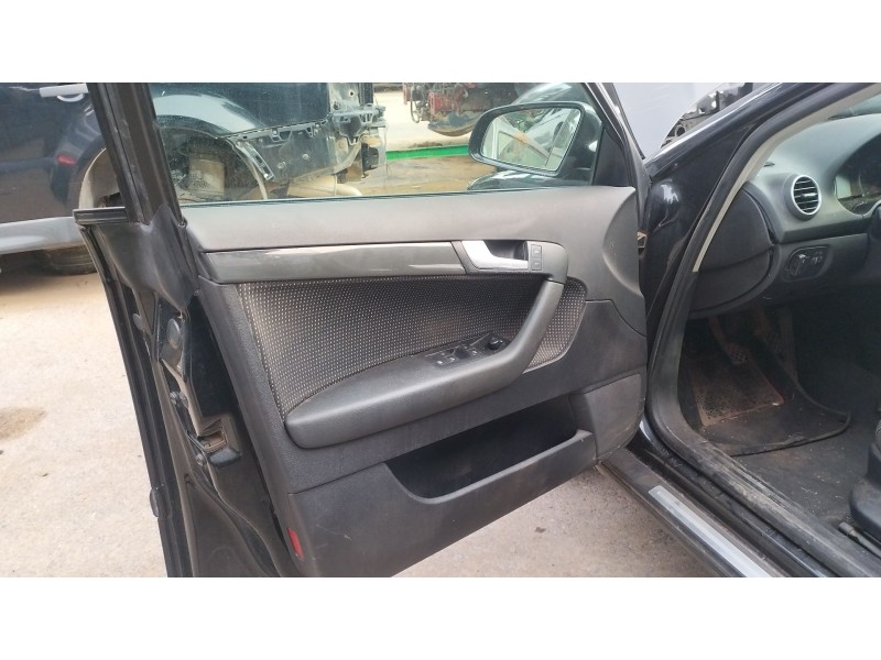Recambio de guarnecido puerta delantera izquierda para audi a3 (8p1) 2.0 tdi 16v referencia OEM IAM   